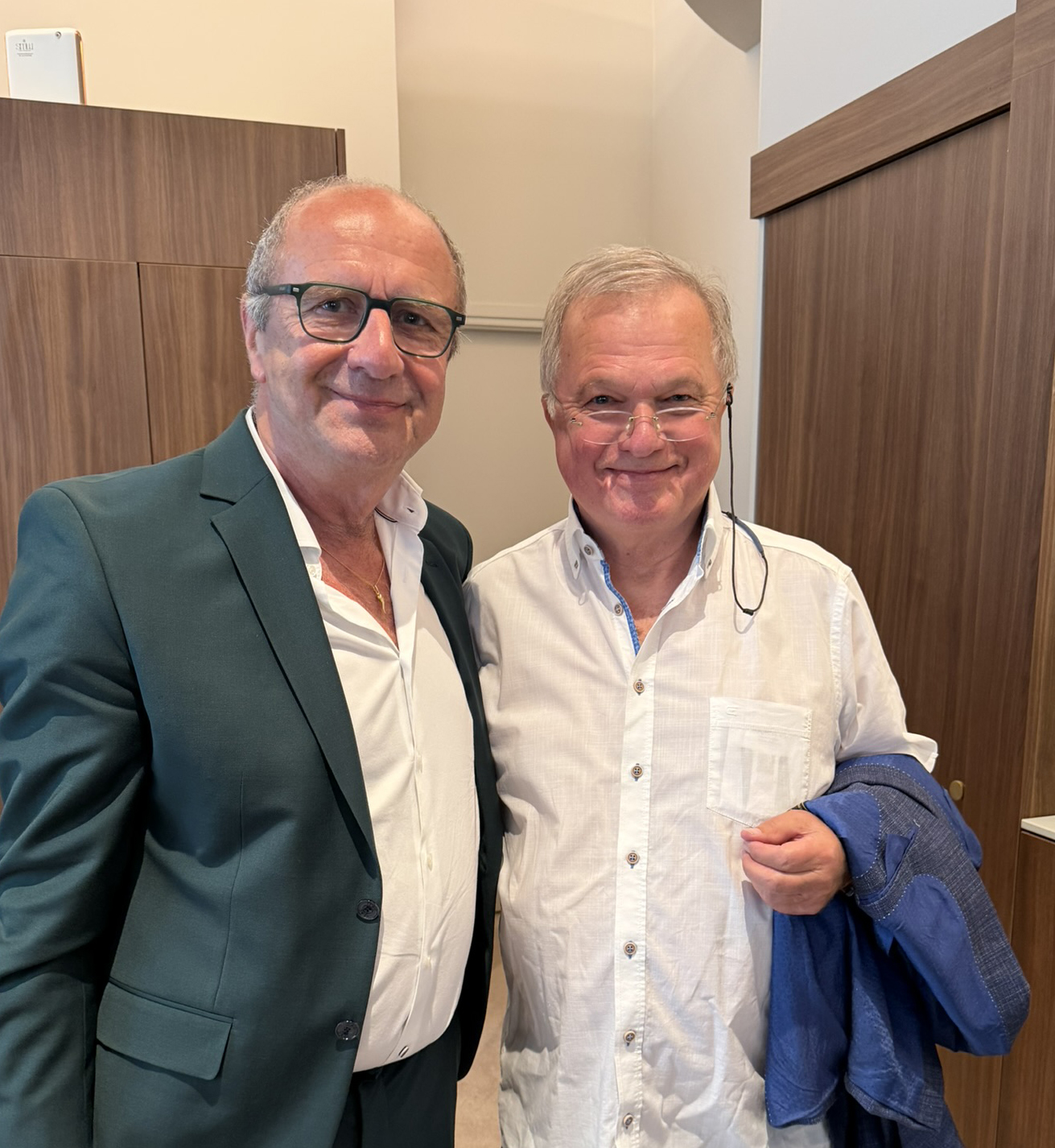 Docteur Hans Seeholzer (Munich) à droite
